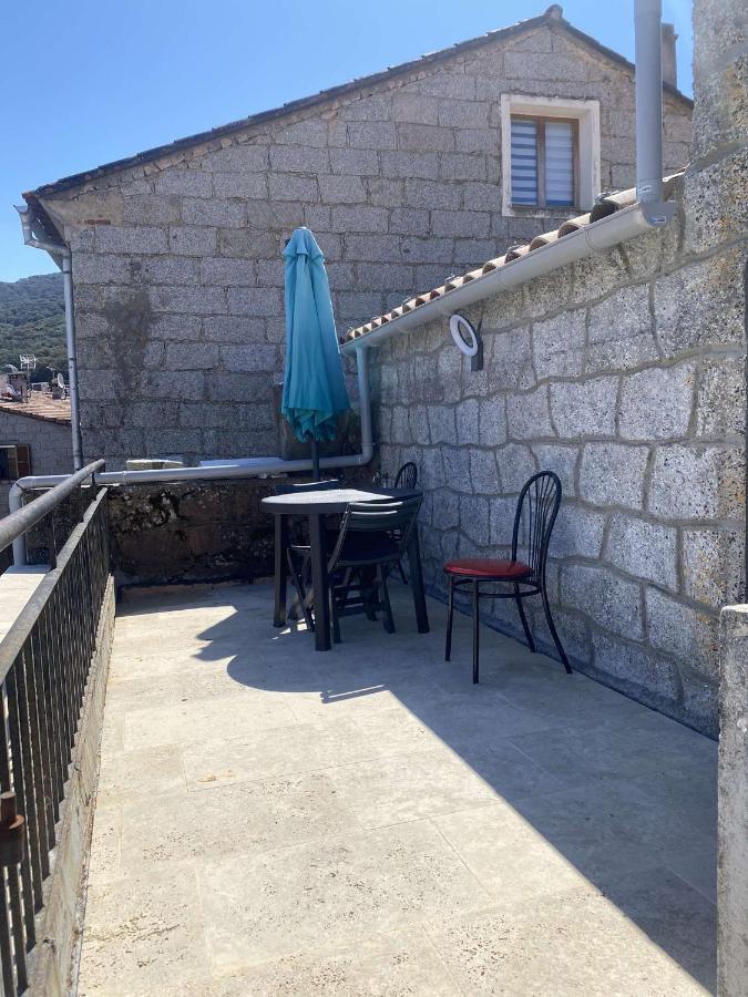 Bel Appartement Au Coeur Du Village De Sartene Εξωτερικό φωτογραφία
